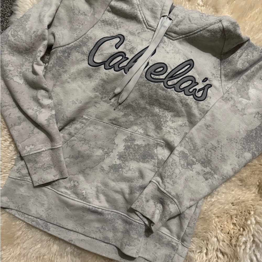 Cabela's Snow Camo Gray Pullover